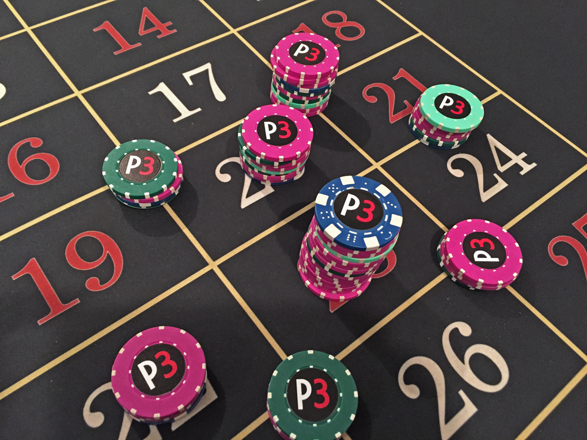Foto Idee per eventi aziendali: il noleggio da tavoli da poker